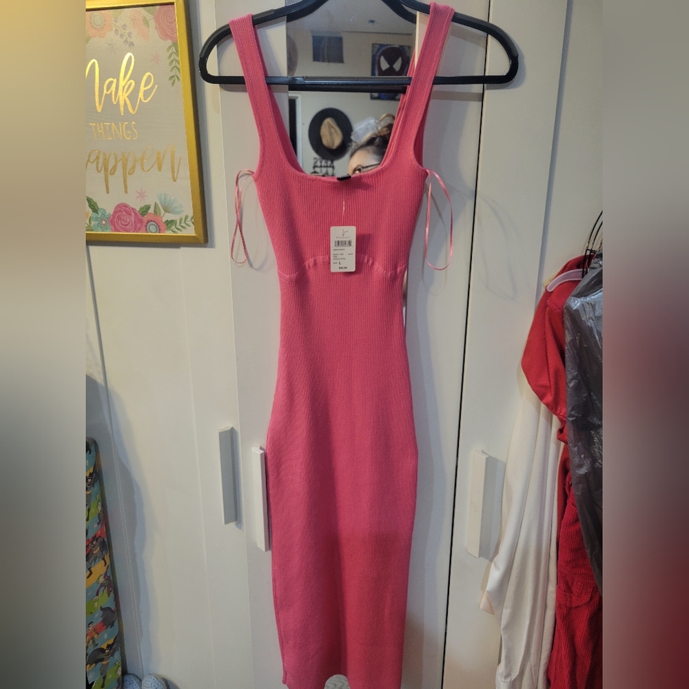 Elegant Pink Sleeveless Dress from Windsor